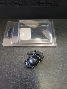 USMC / Marine Corps-Eagle Globe Anchor hat badge, Black (screw back) ORNAMENT - Picture 1 of 6