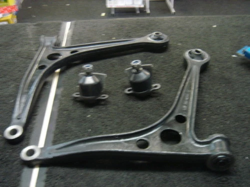 FORD GALAXY VW SHARAN ALHAMBRA BRACCIO OSCILLANTE BUSSOLA GIUNTO SFERICO SET NUOVO - Immagine 1 di 1