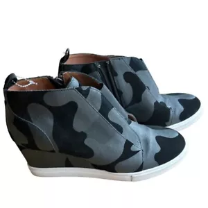 LINEA PAOLA Felicia Wedge Sneakers Black Camo Animal Print Ankle Booties SZ 7.5 - Picture 1 of 8