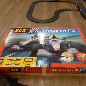 SCX McClaren F1 Race track set - Picture 1 of 4