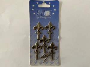 GANCI PER QUADRI MURO GIGLIO FIORENTINO BRONZATO CON CHIODI KIT 5Pz 48x25 - Foto 1 di 2