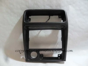 Suzuki Vitara 2.0 TD RF MK1 Facelift 88-98 dash centre console stereo surround - Picture 1 of 1