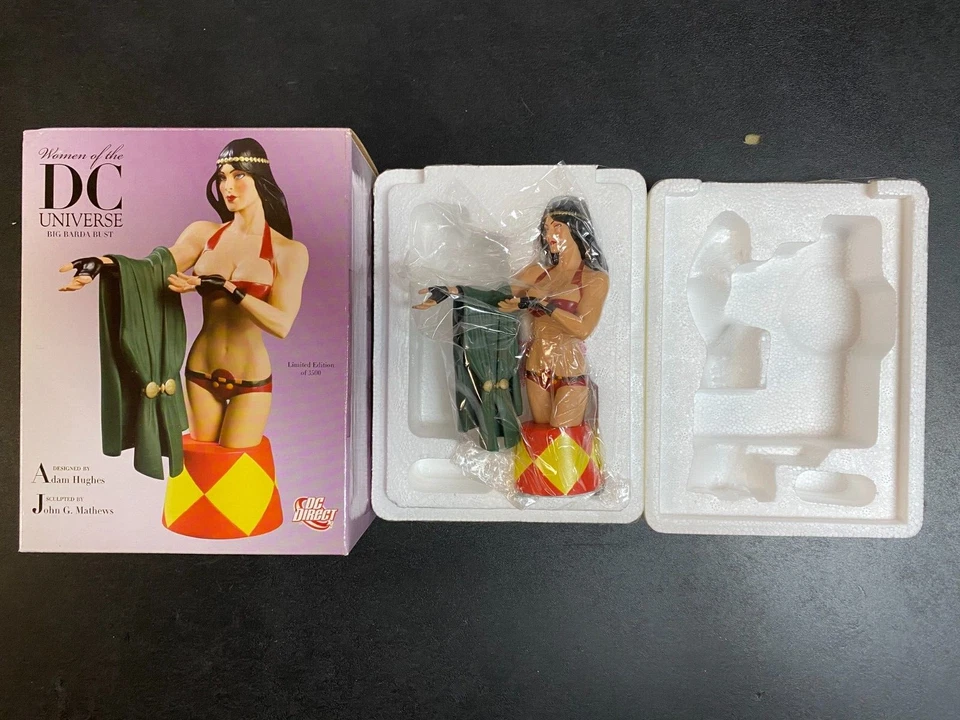 Busto Mujer del Universo DC Edición Limitada Big Barda 5.875" 2619 de 3500 Foto 1 de 1