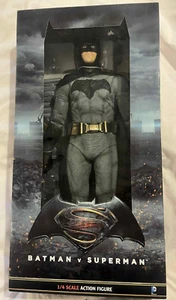 Figura de acción Neca Batman V Superman Dawn of Justice Batman escala 1/4 DC Comics - Imagen 1 de 6