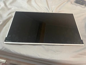 Dalle Écran 17.3" pc portable Asus rétro éclairage LED Type LP173WD1-TLN2 40pins - Photo 1/3