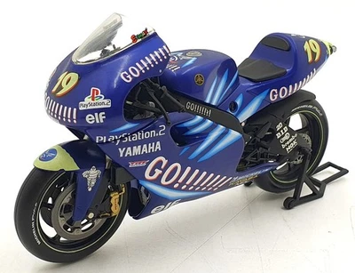Minichamps 1/12 Scale 122 026319 - Yamaha YZR 500 Gauloises Jacque 2002 - Image 1 of 4