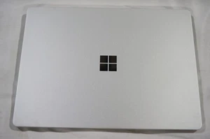 Microsoft Surface Laptop Go 3 12.4in Core i5, 128GB SSD, 8GB RAM, Win 11 - Afbeelding 1 van 3