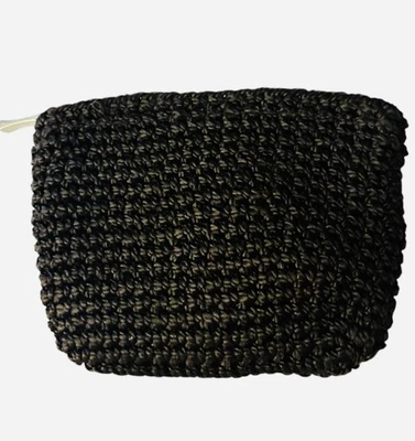 Monedero negro tejido/ganchillo con cremallera hecho a mano. Cartera de punto/ganchillo hecha a mano Foto 1 de 4