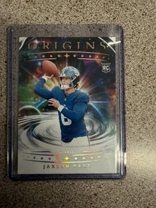 2025 Panini Origins - Rookies Jaxson Dart, Jaxson Dart #145 (RC) - Bild 1 von 2