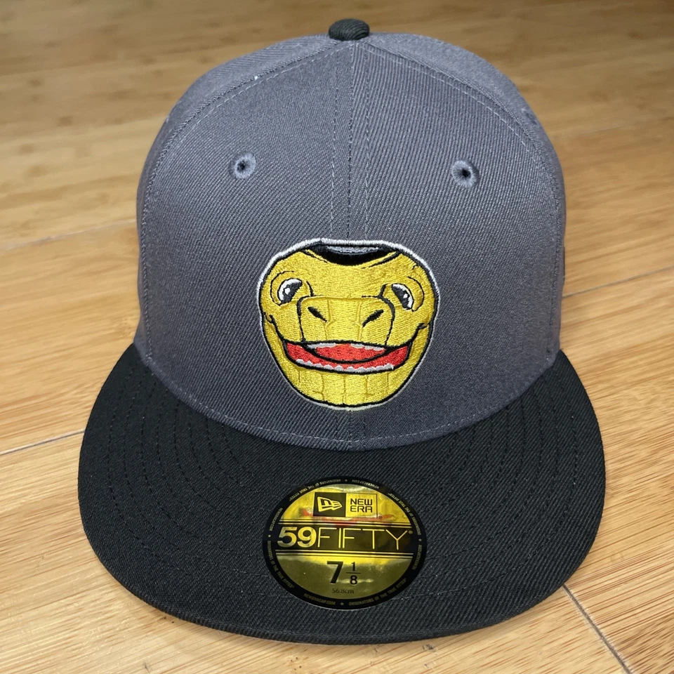 New Era 59FIFTY Vegas Golden Knights Chance Mascot Lizard Fitted 7 1/8 Hat Cap - Image 1 of 4