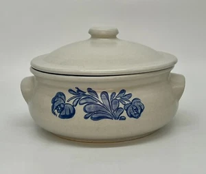 Vintage Pfaltzgraff Yorktowne Stoneware Covered Casserole #315 Y 2 Quart - Picture 1 of 5