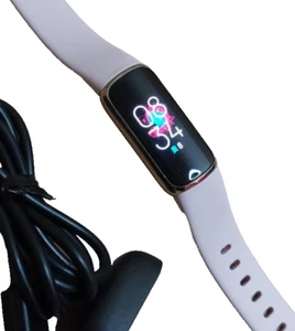 Fitbit Luxe Fitness and Wellness Tracker - Good - Picture 1 of 8