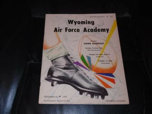 1959 LUFTWAFFE IN WYOMING COLLEGE FOOTBALL-PROGRAMM EX-NEUWERTIG - Bild 1 von 2