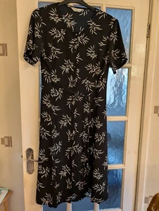 Ladies Long Button Thru Dress 20 - Picture 1 of 6