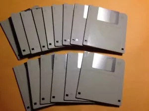 15 disquetes formateados para PC 15 Fifteen 3.5" BLANCO HD 1.4Mb~ Nunca Usados - Imagen 1 de 1