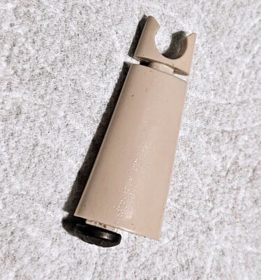 Tocadiscos Voice of Music B1265 vintage parte - REPOSABRAZOS Foto 1 de 2