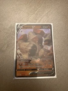 Regirock V 104/202 Pokemon carta olografica ultra rara come nuova - Foto 1 di 1