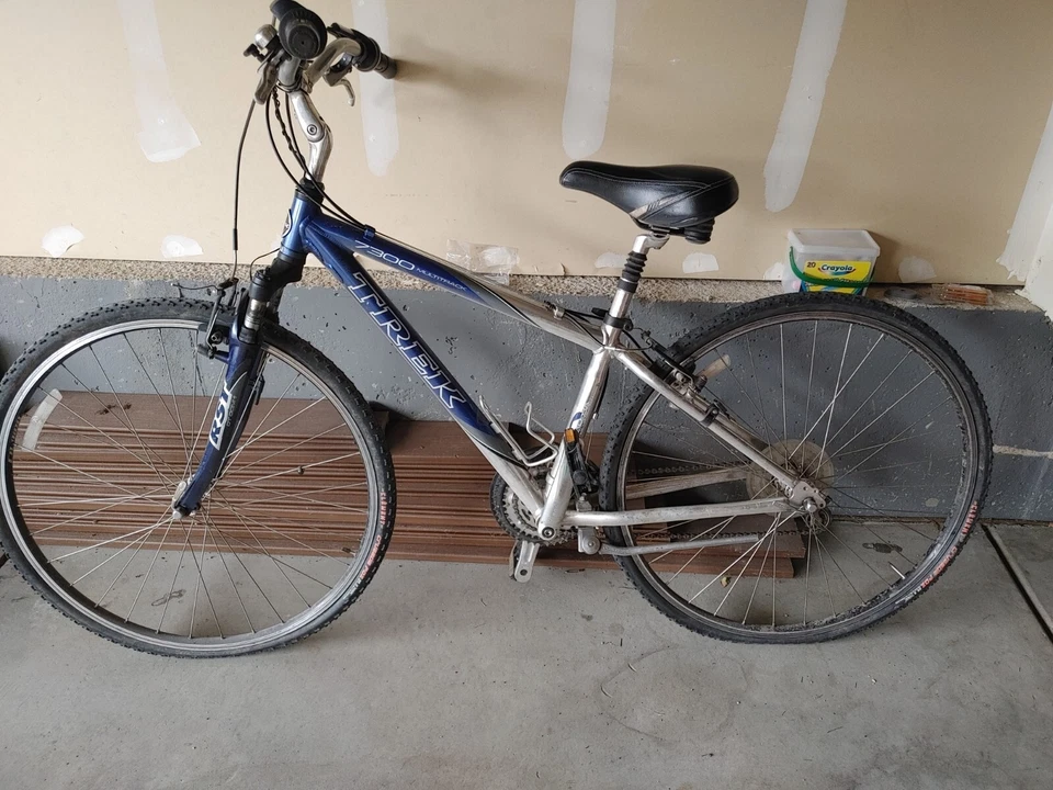 Bicicleta Trek 7300 para mujer de 18" Foto 1 de 1