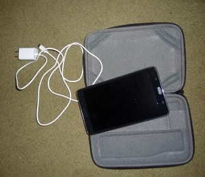 Tablet Samsung Modelo E # SM-T560NU - Imagen 1 de 5