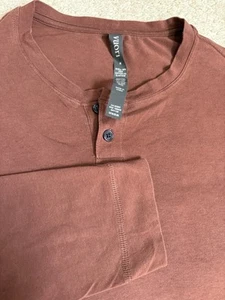 Camicia Vuori Ever Henley uomo M marrone manica lunga Activewear toppa gomito elasticizzata - Foto 1 di 16