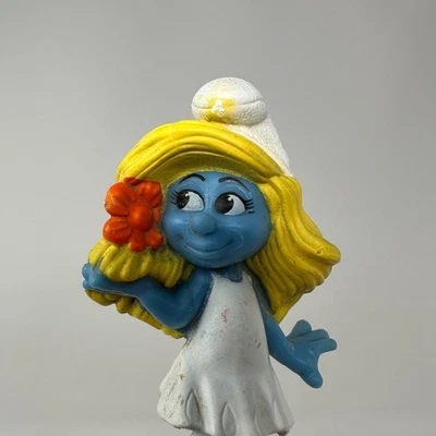 Figura de juguete de niña azul de Los Pitufos Pitufos 2011 3" McDonalds Foto 1 de 4