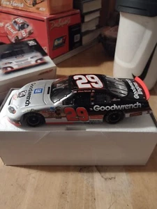 1/24 Kevin Harvick #29 GM Goodwrench / Daytona Special 2005 RCCA Car - 1 of 804 - Picture 1 of 7