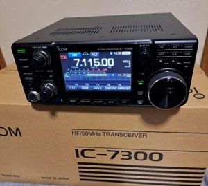 ICOM 7300 HF +50MHz SSB/CW/RTTY/AM/FM 100W Transceiver japoński ver - Zdjęcie 1 z 10