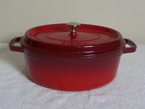 Staub Enamel Cast Iron Red Oval 4 QT Cocotte Dutch Oven #29 New w Lid cookware - Picture 1 of 15