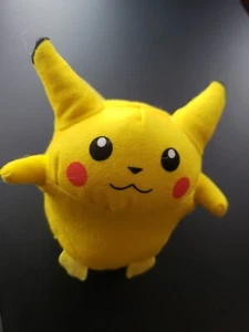 Vintage 1999 Burger King Pokemon Pikachu Small Collectible Plush Toy Plush Only - Picture 1 of 7