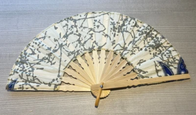 Abanico Mano Paño de Bambú Blanco Hecho a Mano Indonesia Nuevo Avenico Verano Moda #79 Foto 1 de 4