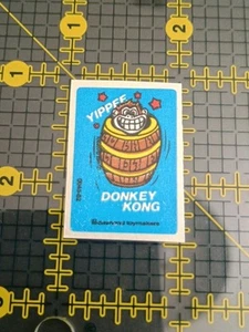 Vintage Stickers Donkey Kong Scratch And Sniff Sticker VTG 80s MATTE Cedar Wood - Picture 1 of 2