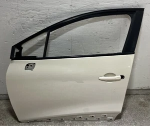 PORTIERA PORTA SPORTELLO ANTERIORE SINISTRA RENAULT CLIO 2012-2020 (NO VETRO) - Imagen 1 de 16