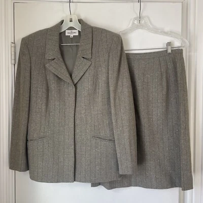 Vtg Valentino Miss V Beige Pinstripe Wool Tweed Skirt Blazer Suit Sz 46 12 44 10 - Image 1 of 4