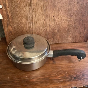 Saladmaster Padella per Saltare in Acciaio Inox 18-8 Tri-Clad 8" con Coperchio Vapo - Foto 1 di 11