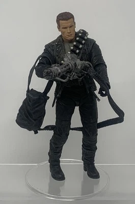 Terminator 2: Judgment Day - T-800 Cyberdyne Showdown - Figura NECA 7 pulgadas Foto 1 de 4
