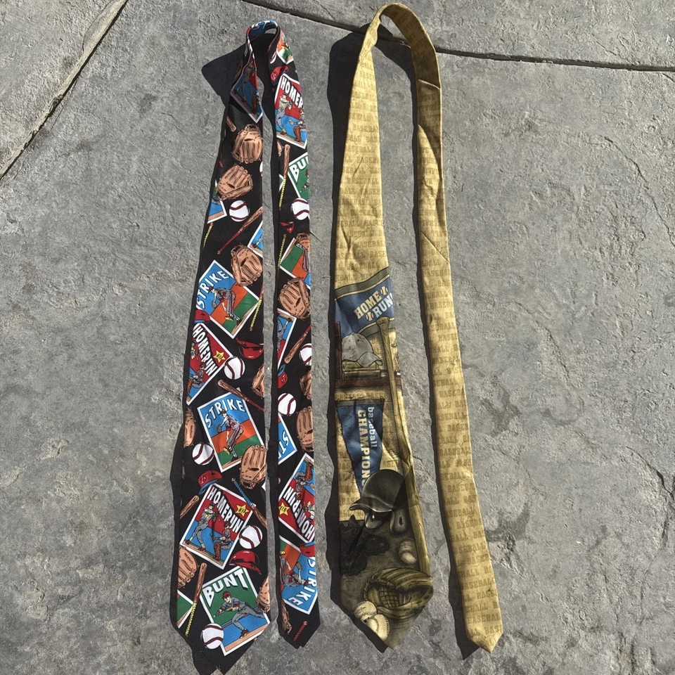 Corbatas especiales para el cuello con temática de béisbol Foto 1 de 4