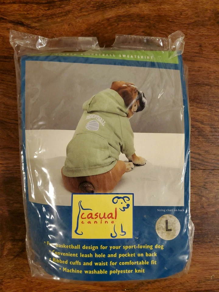 SUDADERA DE BALONCESTO CON CAPUCHA PERRO de CASUAL CANINE  Foto 1 de 1