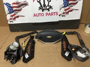2014-2015-2016-Chevrolet impala Wheel Airbag, seatbelts & Seat Airbags LH+RH OEM - Picture 1 of 3