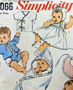 1960s Simplicity 8066 Sewing Pattern Layette for Baby Uncut Scalloped LInes - Picture 1 of 4