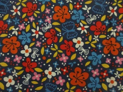 Remanente de tela de algodón 1 5/8 yardas flor de cerezo jardín Kaufman azul oscuro floral Foto 1 de 2