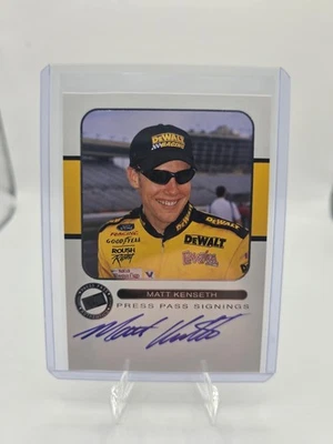 Matt Kenseth NASCAR DeWalt 2001 Press Pass Signings Autograph Trading Card RC - Image 1 of 2
