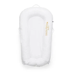 Dockatot Deluxe + Pristine white - Picture 1 of 7