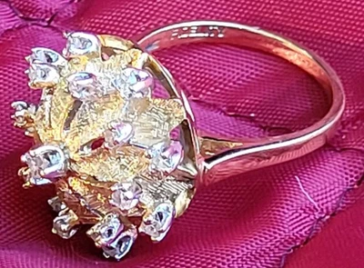 Vintage MCM Fidelity 14kt Yellow Gold W/17 Natural Diamonds Flower Ring sz 6.5 - Image 1 of 4