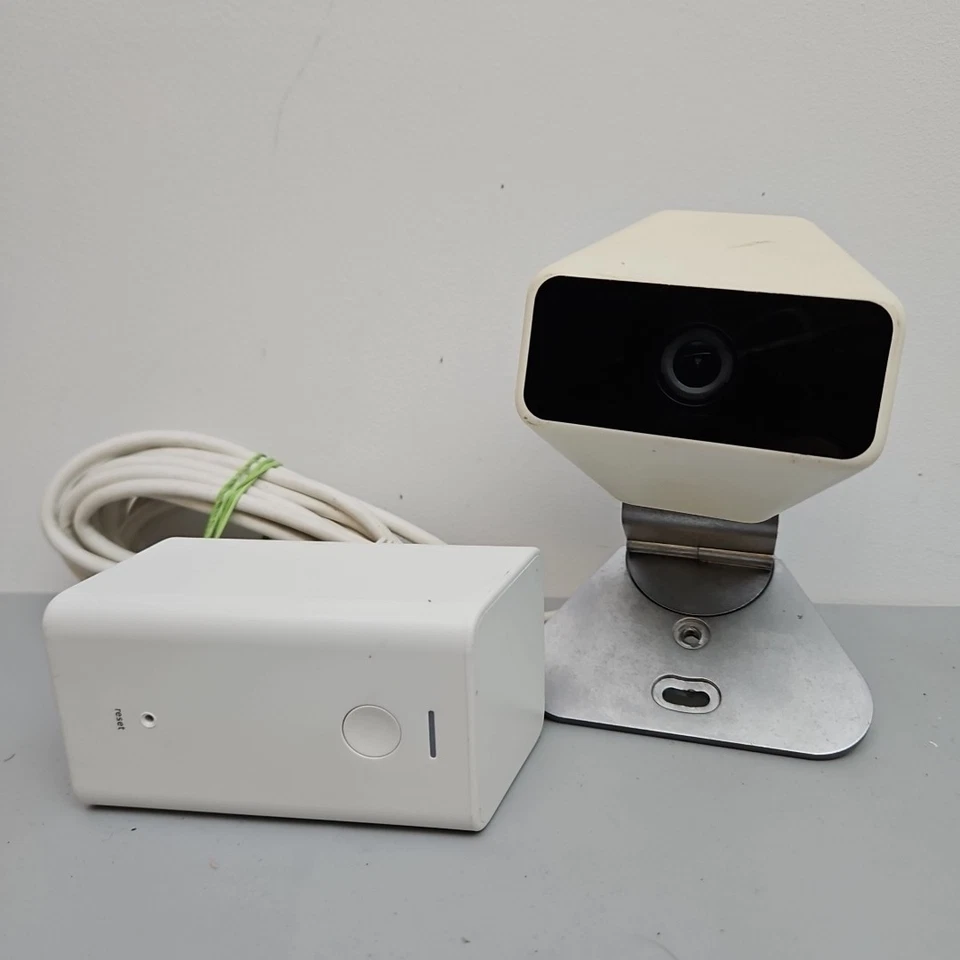 Cámara de seguridad interior exterior Xfinity XCAM2 HD SCHC2AEW SCHX4AEW probada funciona Foto 1 de 1