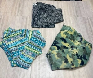 Lot Of 3 Size L Pajama Tops Long Sleeve Pull Over Button Down Mixed Colorful - Picture 1 of 12