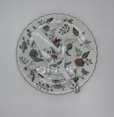 Juego de platos para pasteles Andrea By Sadek “Buckingham” 10-3/4” con servidor Foto 1 de 2