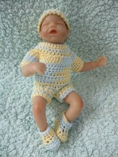 Hand crochet set for the 4.5' Ashton Drake Heavenly Handfuls doll