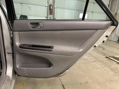 Panel de moldura de puerta trasero lado pasajero Camry 2005 231224 Foto 1 de 4