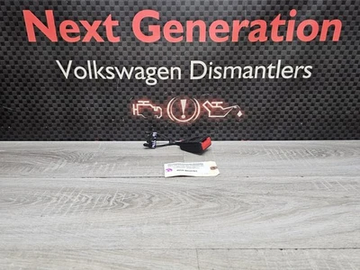 Volkswagen Tiguan 2009-2017 cinturón de seguridad trasero central hebilla extremo Foto 1 de 4