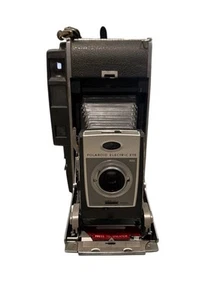 Polaroid Land Camera 900-Electric Eye UNTESTED Parts Prop Vintage ✅✅ - Picture 1 of 5
